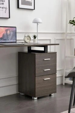 Schreibtisch Stockton Braun -CLP 29724c67 6135 43fd 9741 3ed26d20ca79